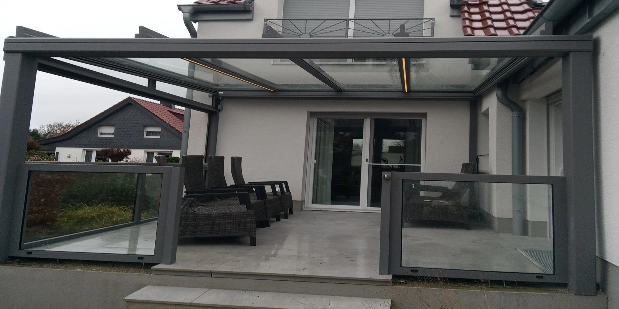 Terrassendach Glas mit Markisen Varisol